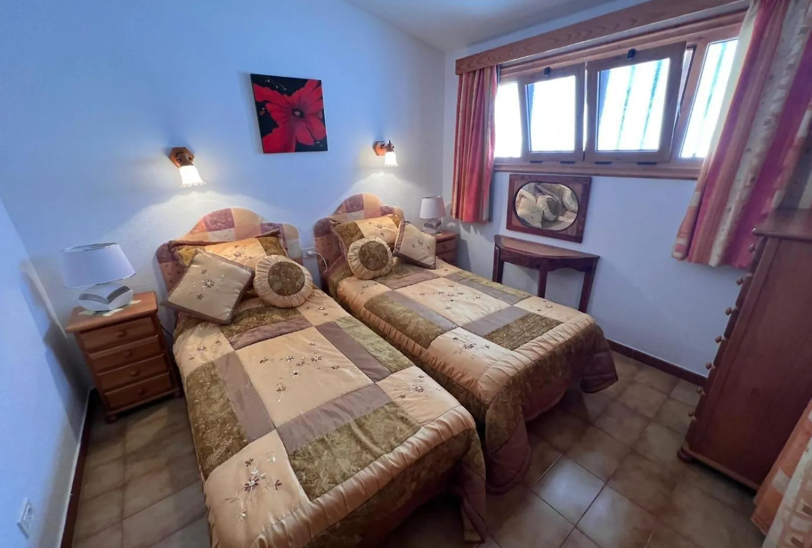 Vista Mar Y Piscina Climatizada Apartment Arona