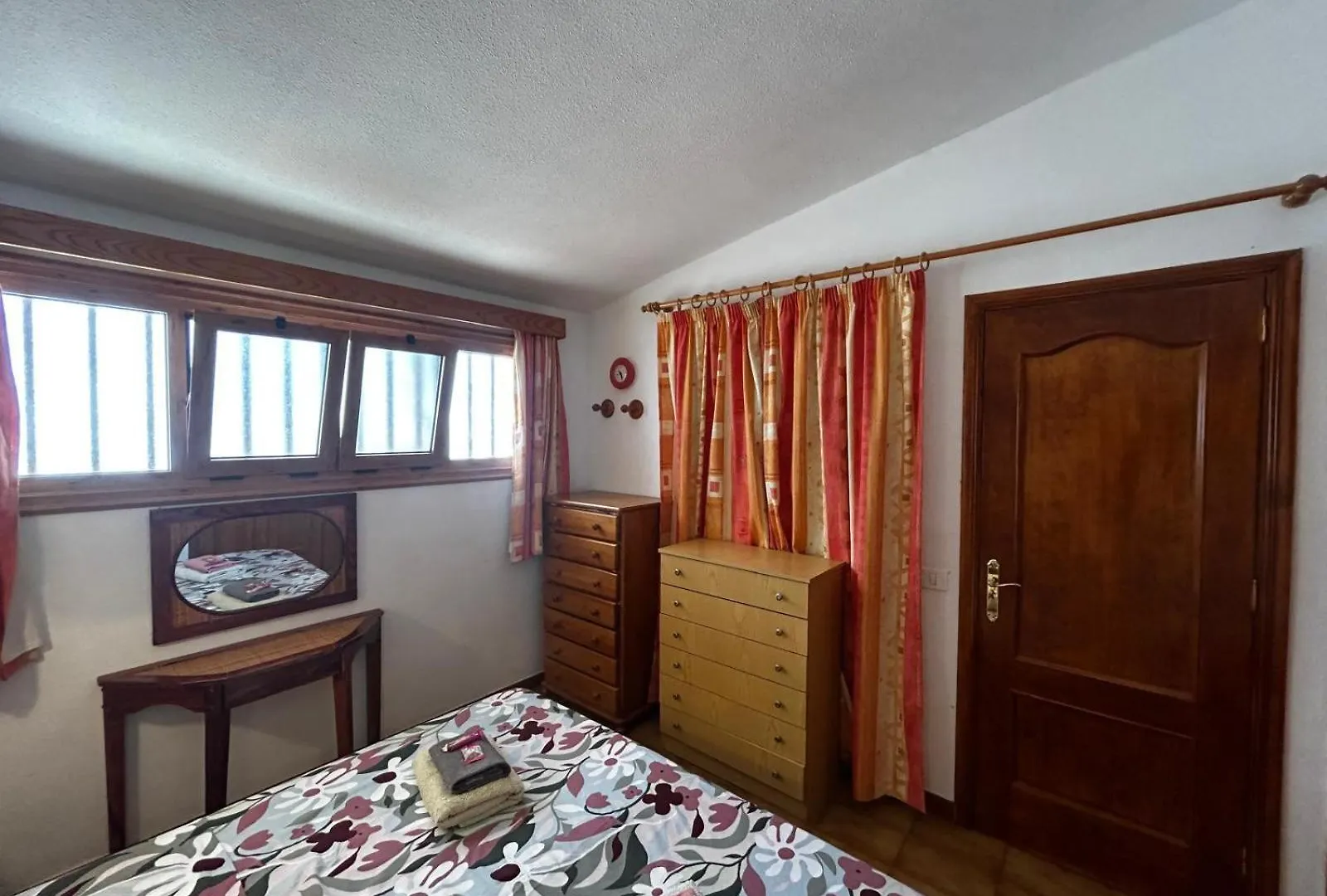 Vista Mar Y Piscina Climatizada Apartment Arona  Spain
